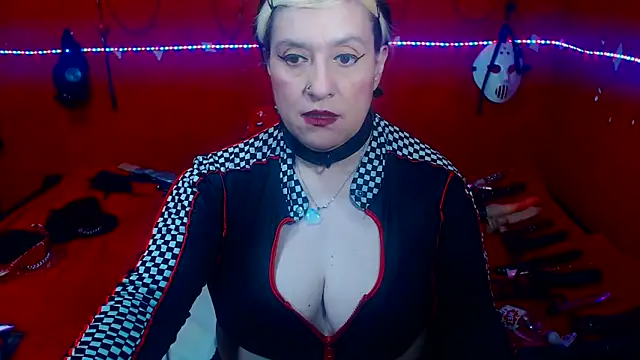 Snapshot of MATURE_Randy chatting on May 7, 1:55 am MATURE Randy online show from May 7, 1:55 am
