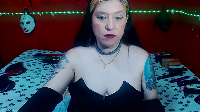 Snapshot of MATURE_Randy chatting on June 29, 1:34 am MATURE Randy online show from June 29, 1:34 am