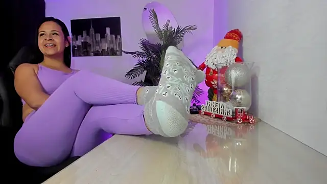 Snapshot of Amaia_Bushida chatting on December 2, 2:17 am Amaia Bushida online show from December 2, 2:17 am