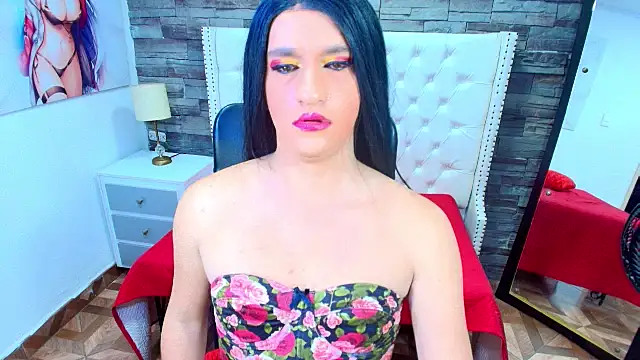 TRINY TS online show from May 8, 10:04 pm