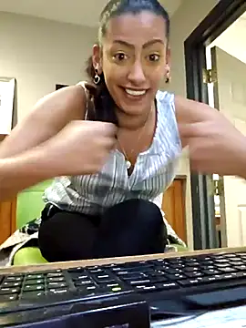 Nikkierosee online show from February 21, 7:45 am