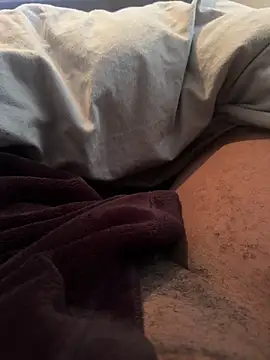 chocolatelongstrokes online show from March 13, 1:18 pm