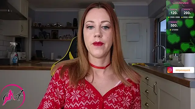 stripmequick online show from December 9, 2:06 pm