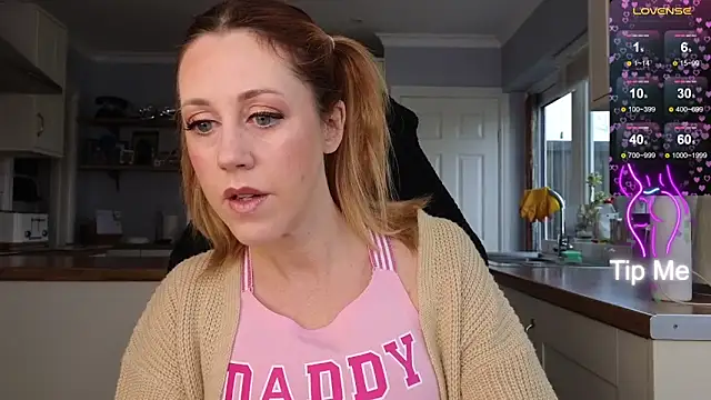 stripmequick online show from February 24, 10:26 am