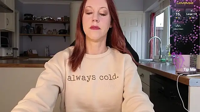 stripmequick online show from October 15, 9:20 am