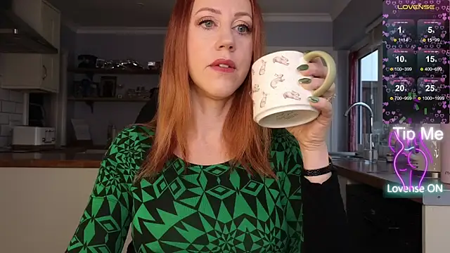 stripmequick online show from December 4, 10:24 am