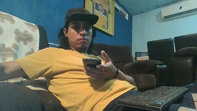 AlexAlejandro13 online show from March 8, 3:32 am