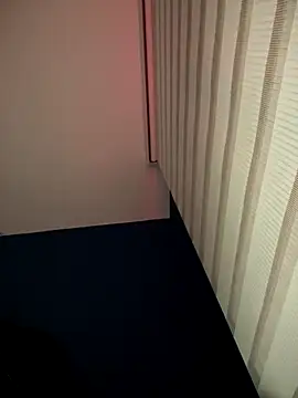 Roxxannne online show from December 18, 12:06 am