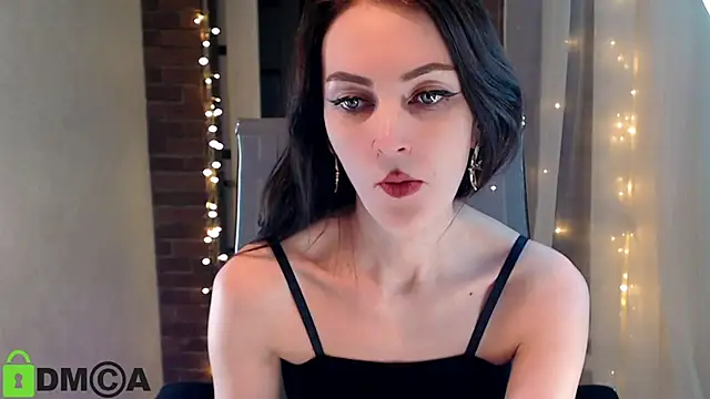 Snapshot of ms_kelarini chatting on March 7, 2:23 pm ms kelarini online show from March 7, 2:23 pm