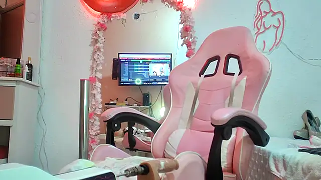 Dulce Maria05 online show from December 31, 12:54 am