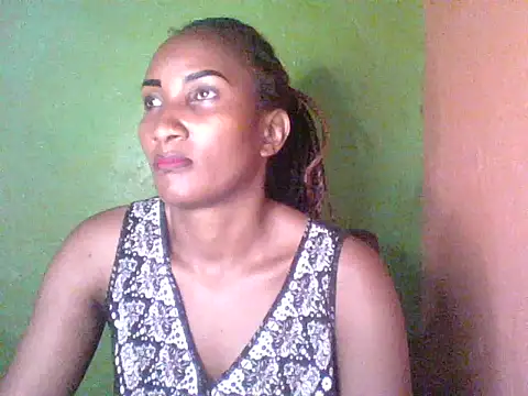 Snapshot of Athena_2019 chatting on February 6, 5:23 am Athena 2019 online show from February 6, 5:23 am