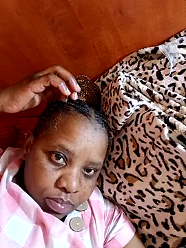 Snapshot of CHOCOLATEHUGEBOOBS42DDD chatting on October 11, 9:52 am CHOCOLATEHUGEBOOBS42DDD online show from October 11, 9:52 am