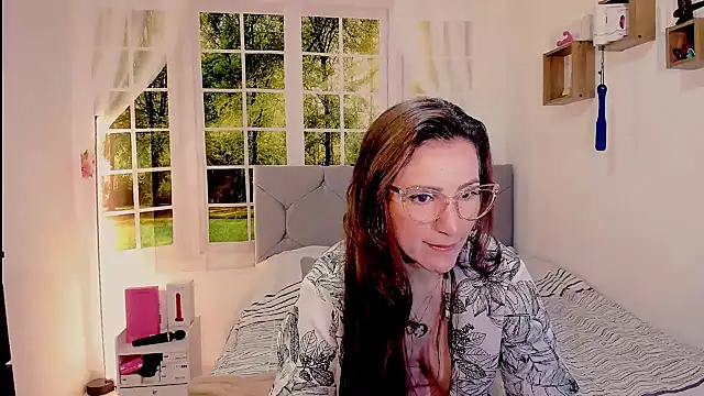 Snapshot of vanessabrown_ chatting on June 16, 3:58 pm vanessabrown online show from June 16, 3:58 pm