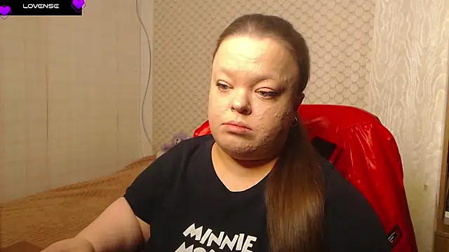 Snapshot of Janiffer_MiMi chatting on November 27, 6:43 pm Janiffer MiMi online show from November 27, 6:43 pm