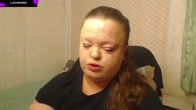 Janiffer MiMi online show from March 6, 4:03 pm