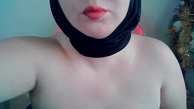 Snapshot of PinkPudding chatting on December 21, 9:01 am PinkPudding online show from December 21, 9:01 am