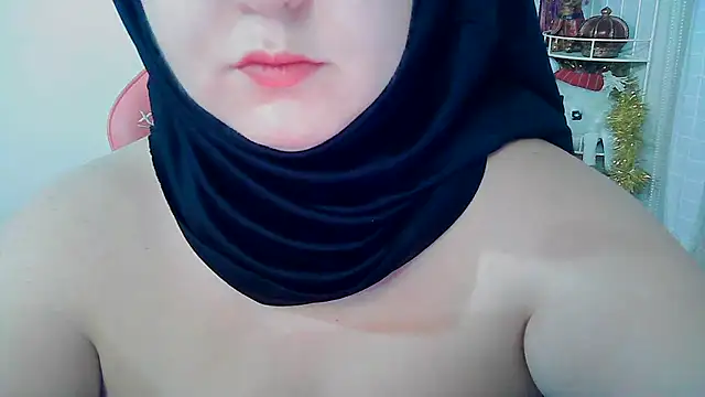 Snapshot of PinkPudding chatting on December 24, 6:28 pm PinkPudding online show from December 24, 6:28 pm