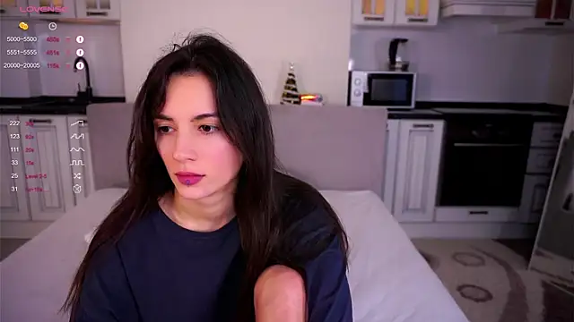 Snapshot of Holla_Molly chatting on February 22, 1:02 pm Holla Molly online show from February 22, 1:02 pm