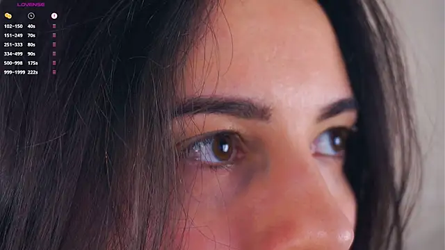 Snapshot of Holla_Molly chatting on March 16, 11:49 am Holla Molly online show from March 16, 11:49 am