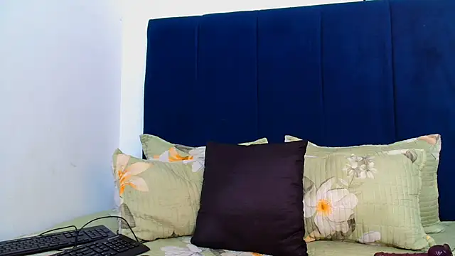 AvaOcean online show from February 7, 11:45 pm