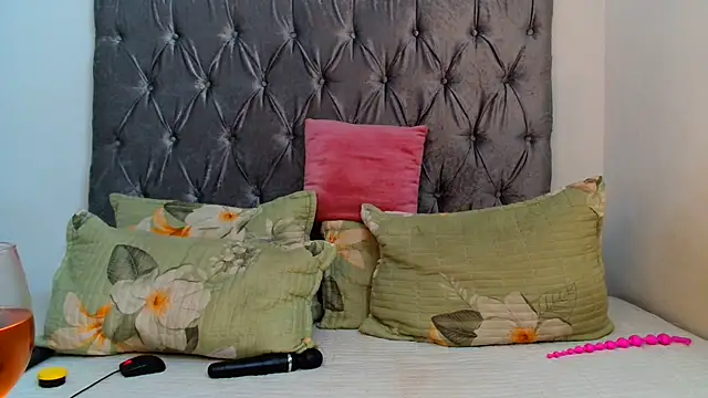 AvaOcean online show from February 21, 7:10 pm