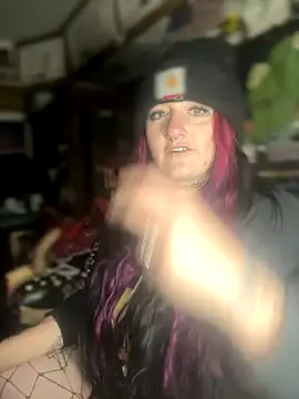 Snapshot of 1-800-FUCKYOU chatting on December 7, 5:26 am 1-800-FUCKYOU online show from December 7, 5:26 am