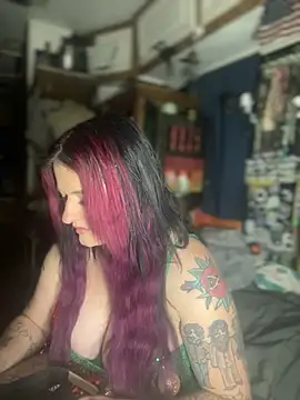 Snapshot of 1-800-FUCKYOU chatting on December 16, 5:06 am 1-800-FUCKYOU online show from December 16, 5:06 am