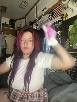 Snapshot of 1-800-FUCKYOU chatting on December 19, 5:08 pm 1-800-FUCKYOU online show from December 19, 5:08 pm