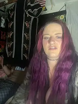 Snapshot of 1-800-FUCKYOU chatting on January 3, 5:39 am 1-800-FUCKYOU online show from January 3, 5:39 am