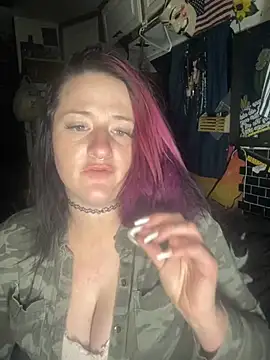 Snapshot of 1-800-FUCKYOU chatting on January 6, 3:09 am 1-800-FUCKYOU online show from January 6, 3:09 am