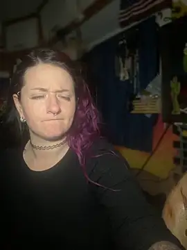 Snapshot of 1-800-FUCKYOU chatting on January 13, 4:39 am 1-800-FUCKYOU online show from January 13, 4:39 am