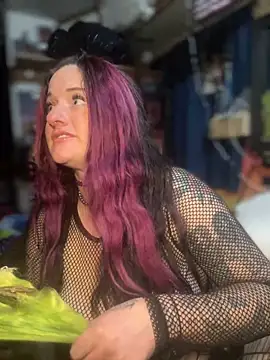 Snapshot of 1-800-FUCKYOU chatting on January 21, 6:22 am 1-800-FUCKYOU online show from January 21, 6:22 am