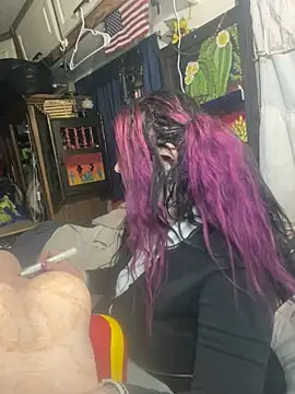 Snapshot of 1-800-FUCKYOU chatting on February 5, 6:24 am 1-800-FUCKYOU online show from February 5, 6:24 am