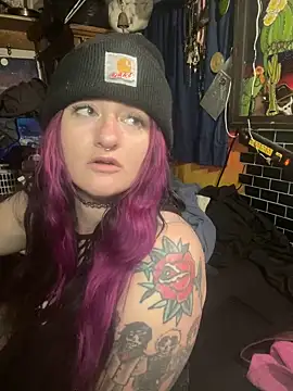 Snapshot of 1-800-FUCKYOU chatting on February 17, 2:09 am 1-800-FUCKYOU online show from February 17, 2:09 am