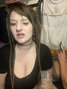 Snapshot of 1-800-FUCKYOU chatting on March 1, 10:24 am 1-800-FUCKYOU online show from March 1, 10:24 am