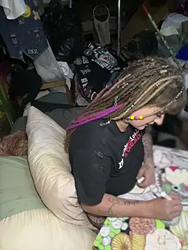 Snapshot of 1-800-FUCKYOU chatting on September 20, 2:45 am 1-800-FUCKYOU online show from September 20, 2:45 am