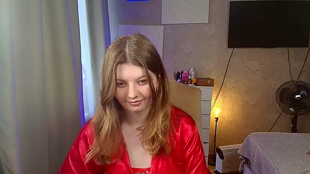 Snapshot of Vivian_cutie chatting on June 24, 3:44 pm Vivian cutie online show from June 24, 3:44 pm