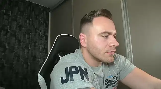 Thori92 online show from January 23, 7:40 pm