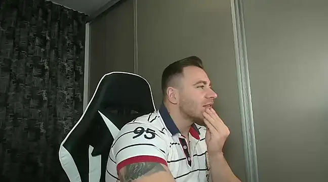 Thori92 online show from January 26, 3:03 pm