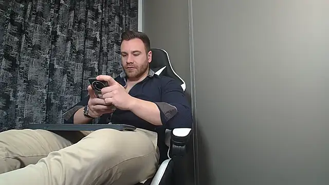 Thori92 online show from February 11, 5:07 pm