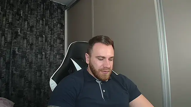 Thori92 online show from March 8, 9:18 pm