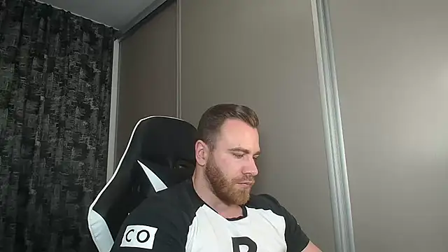 Thori92 online show from March 14, 9:32 pm