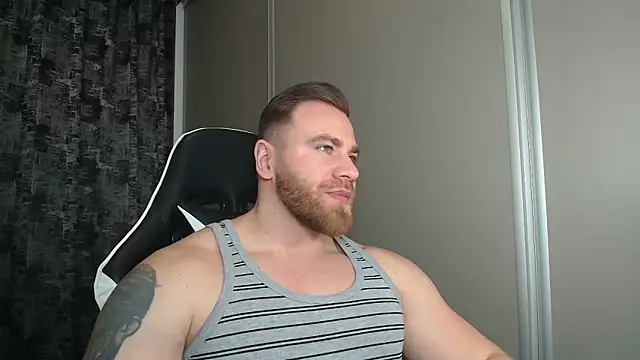 Thori92 online show from February 4, 6:14 pm