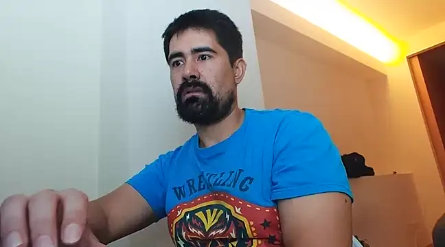 VonDoomdelToro online show from December 2, 7:03 am