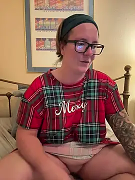 Lizzyloo online show from December 21, 1:26 am