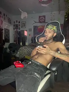 spideyzaddy online show from November 25, 1:27 am