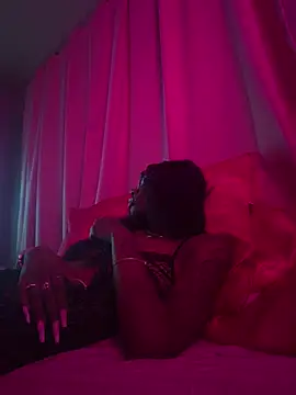 Farrah Owens online show from March 5, 5:07 am