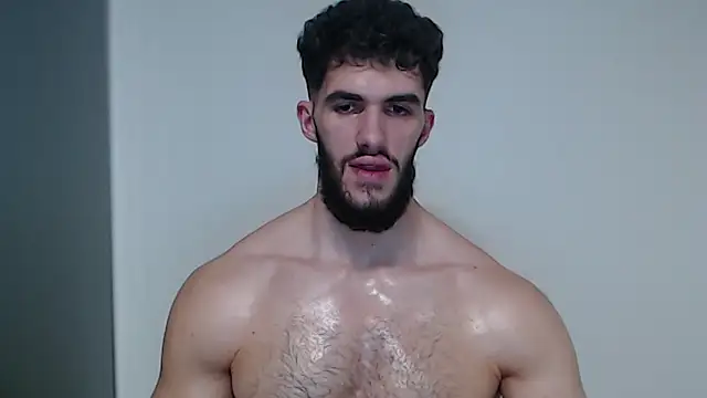 Snapshot of hiddenf chatting on January 4, 1:21 am hiddenf online show from January 4, 1:21 am