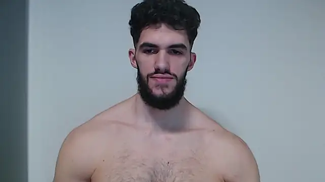 Snapshot of hiddenf chatting on January 5, 12:31 pm hiddenf online show from January 5, 12:31 pm