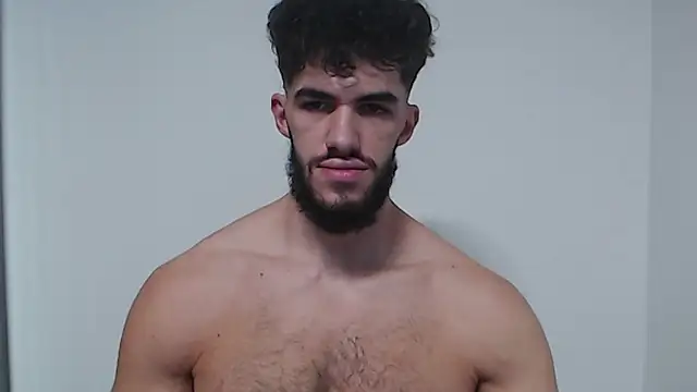 Snapshot of hiddenf chatting on October 19, 8:26 am hiddenf online show from October 19, 8:26 am